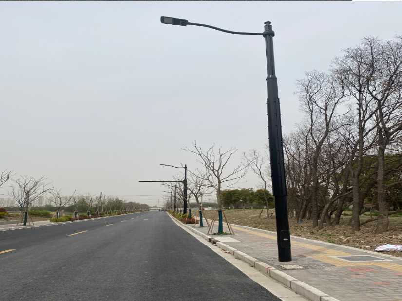 平顶山市上海综合杆 太阳能路灯工程